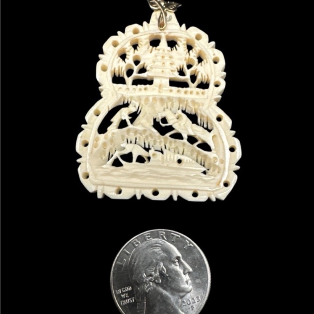 Rare Ivory Bone Carved Pendant 10K PG Portraying Asian Story - Picture 3 of 3